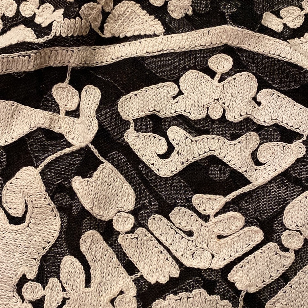 Everleigh blouse - Picture 3 of 3